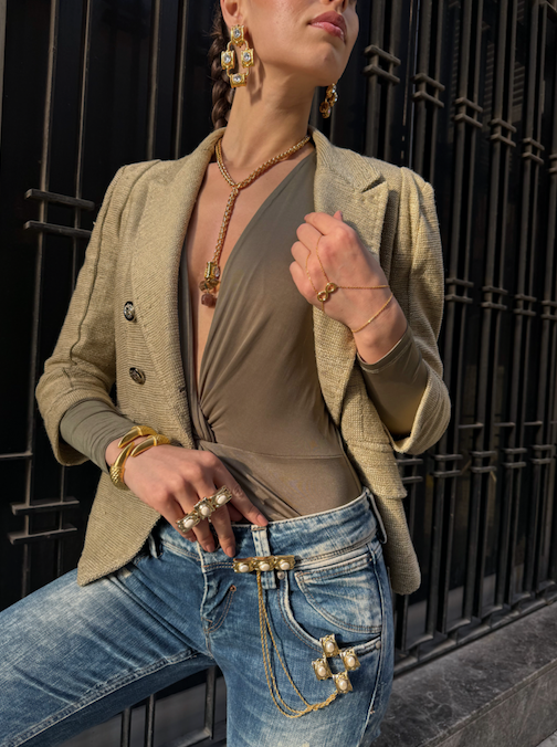 Helen Yüzük